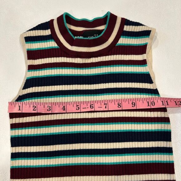 Rue21 Striped Ribbed Sleeveless Mock Neck Top Women’s Medium - Picture 3 of 5